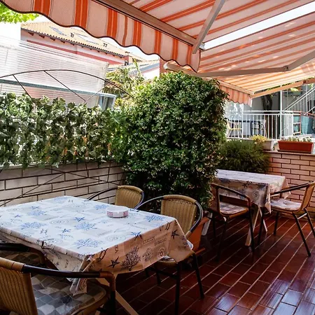 Apartman Apartmaji Pri Perotu Izola