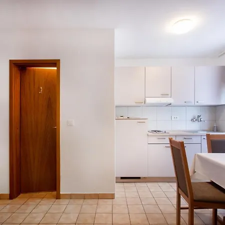 Apartman Apartmaji Pri Perotu