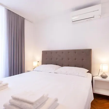 Apartman Apartmaji Pri Perotu *