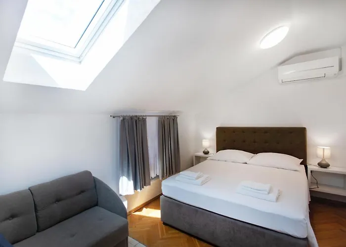 Apartmaji Pri Perotu Appartement Izola