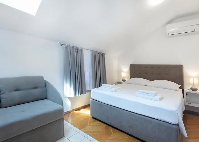 Apartmaji Pri Perotu * Izola